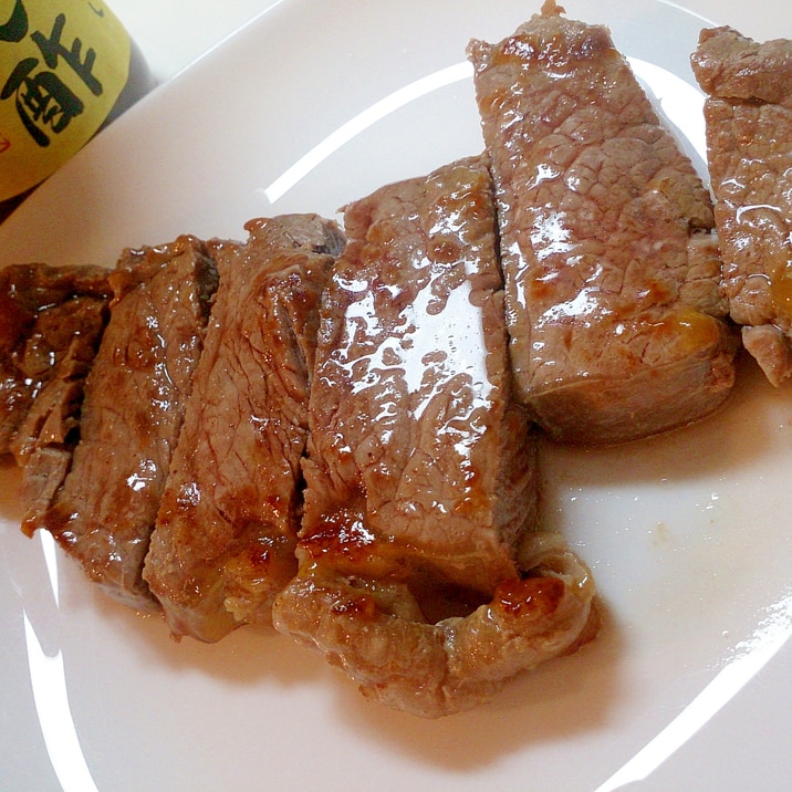 オーストラリア産牛肉の簡単サーロインステーキ